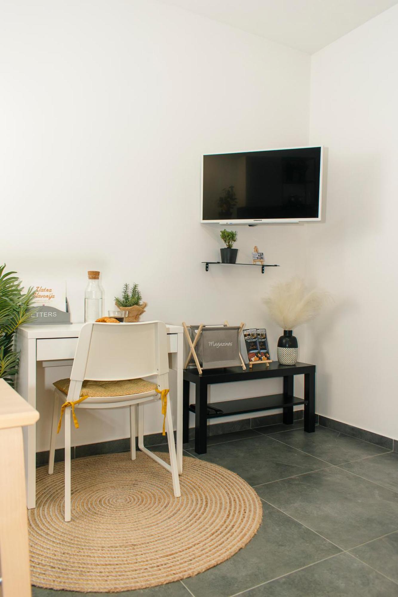 Goodlife Studio Apartment Pozega Zewnętrze zdjęcie