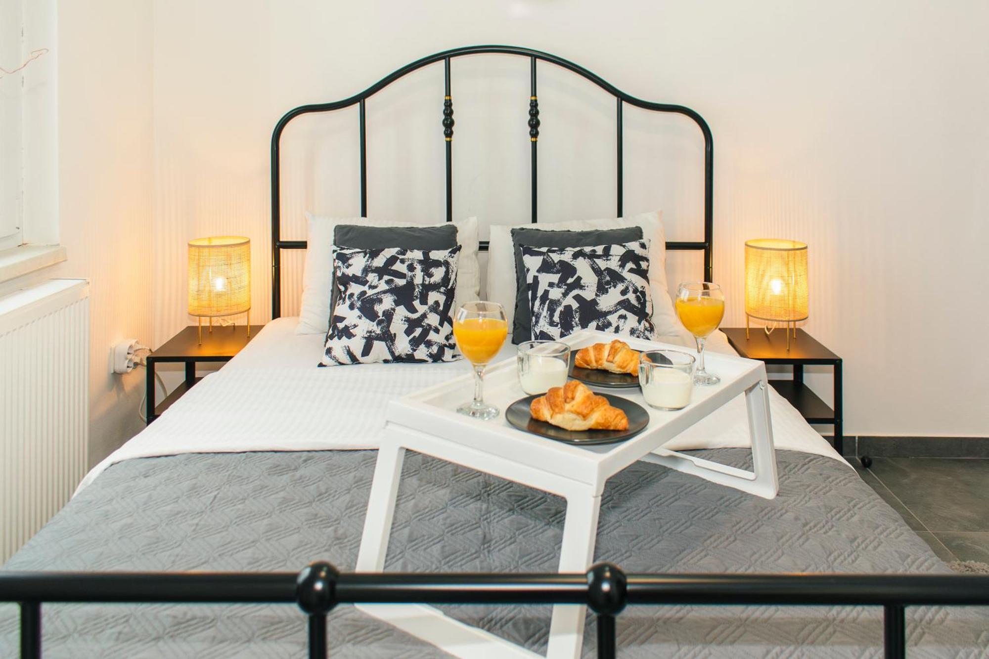 Goodlife Studio Apartment Pozega Zewnętrze zdjęcie